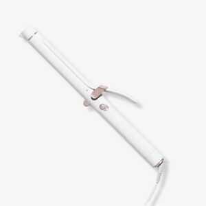 Brand New T3 SinglePass Curl Ceramic Long Barrel Curling Iron
Size: 1"